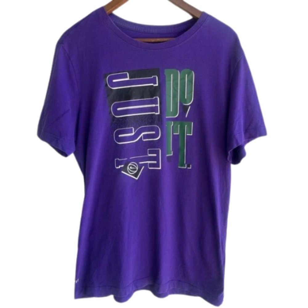 NIKE Dri-Fit “Just Do It” Retro Vintage Graphic Purple Short Sleeve Tee Mens Med